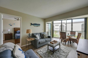 Waterfront Marco Island Condo with Pool and Hot Tub!
